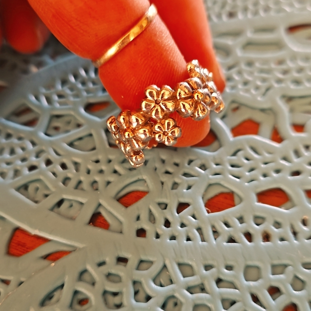 Pandora 14k gold and silver flower ring